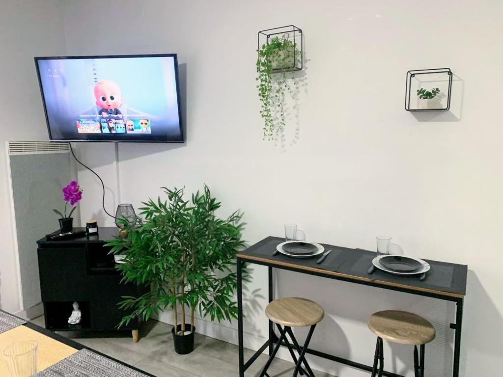 Studio - 1 Min Rer - 10Min Disney & 30 Min Paris - Free Parking & Wifi Διαμέρισμα Μπισί-Σεν Ζορζ Εξωτερικό φωτογραφία